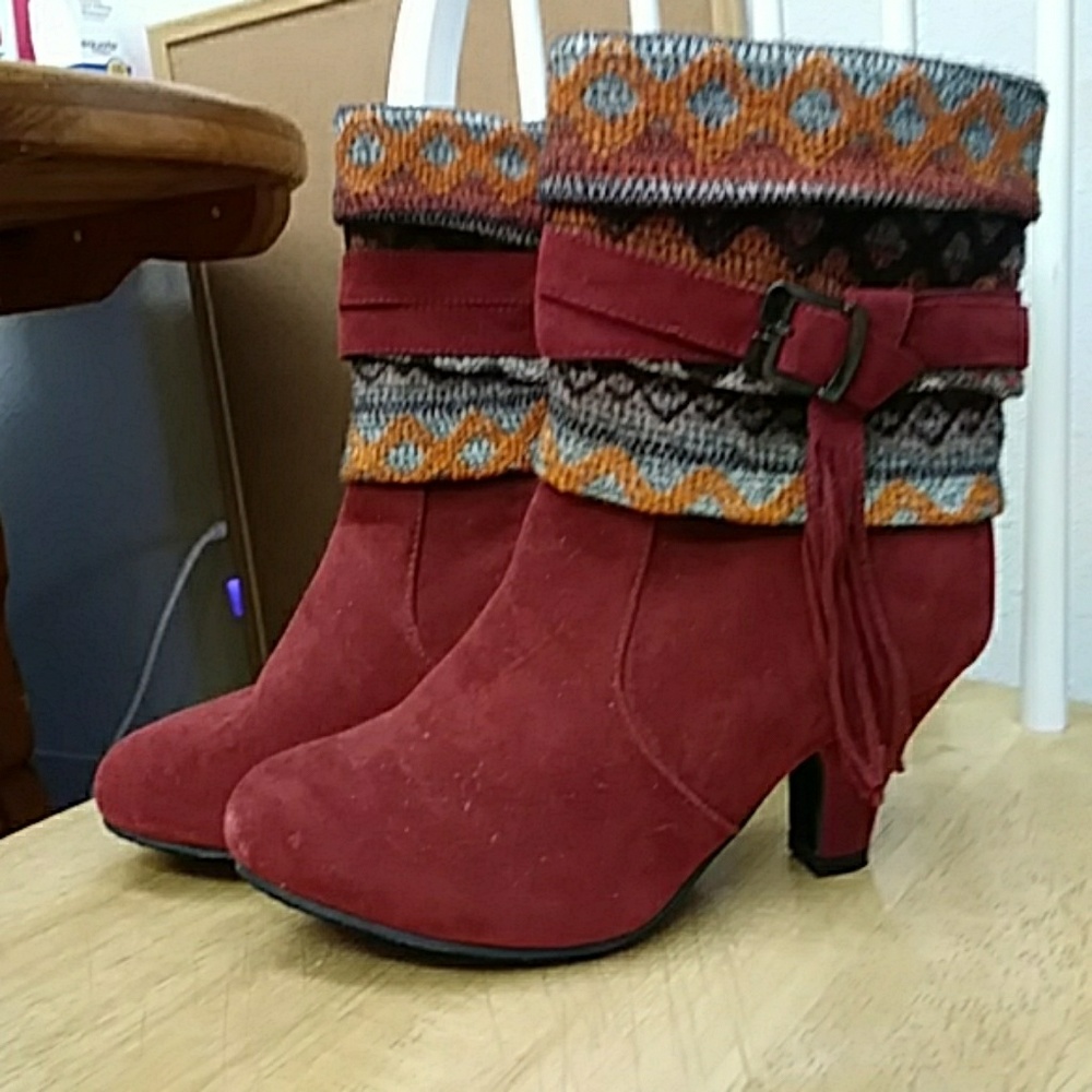 Holler boots